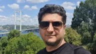 Diş Hekimi Emre Köse