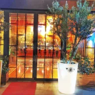 eGZOZ Lounge·Cafe