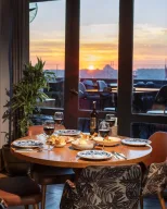 Béatrice Rooftop, Restaurant