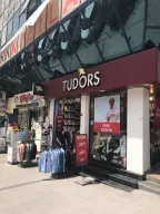 Tudors İstanbul Zeytinburnu