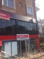 Bakırköy Hayat Eczane Optik
