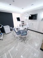 VDS Diş Kliniği Güneşli Bağlar: Diş Çekimi, İmplant, Estetik Dolgu, Panoramik Röntgen, Lamine, Zirkonyum Kaplama