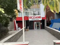 Eczane Leman Sızmaz