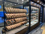 Tarihi Dikilitaş Ekmek Ve Pasta
