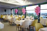 Park Cafe & Restaurant