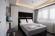 Carvan hotel