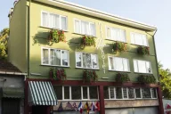 Mini Harem Hotel