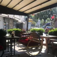 Palmiye Sokak Cafe