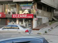 Eczane Beyaz