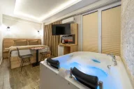 Beys Hotel Suites