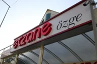 Özge Eczanesi