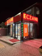 Elmas Eczanesi
