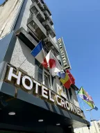 Crowned Exclusive Hotel