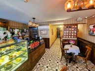 La Pierre Patisserie