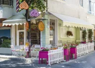 Büyükada Şekercisi Candy Island Cafe Patisserie