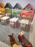 Moon Kids & Cafe