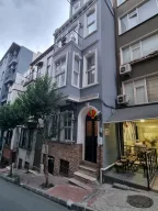 Andi Hotel
