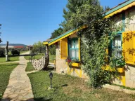 Dachas Cove Hotel