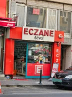 Sevgi Eczanesi